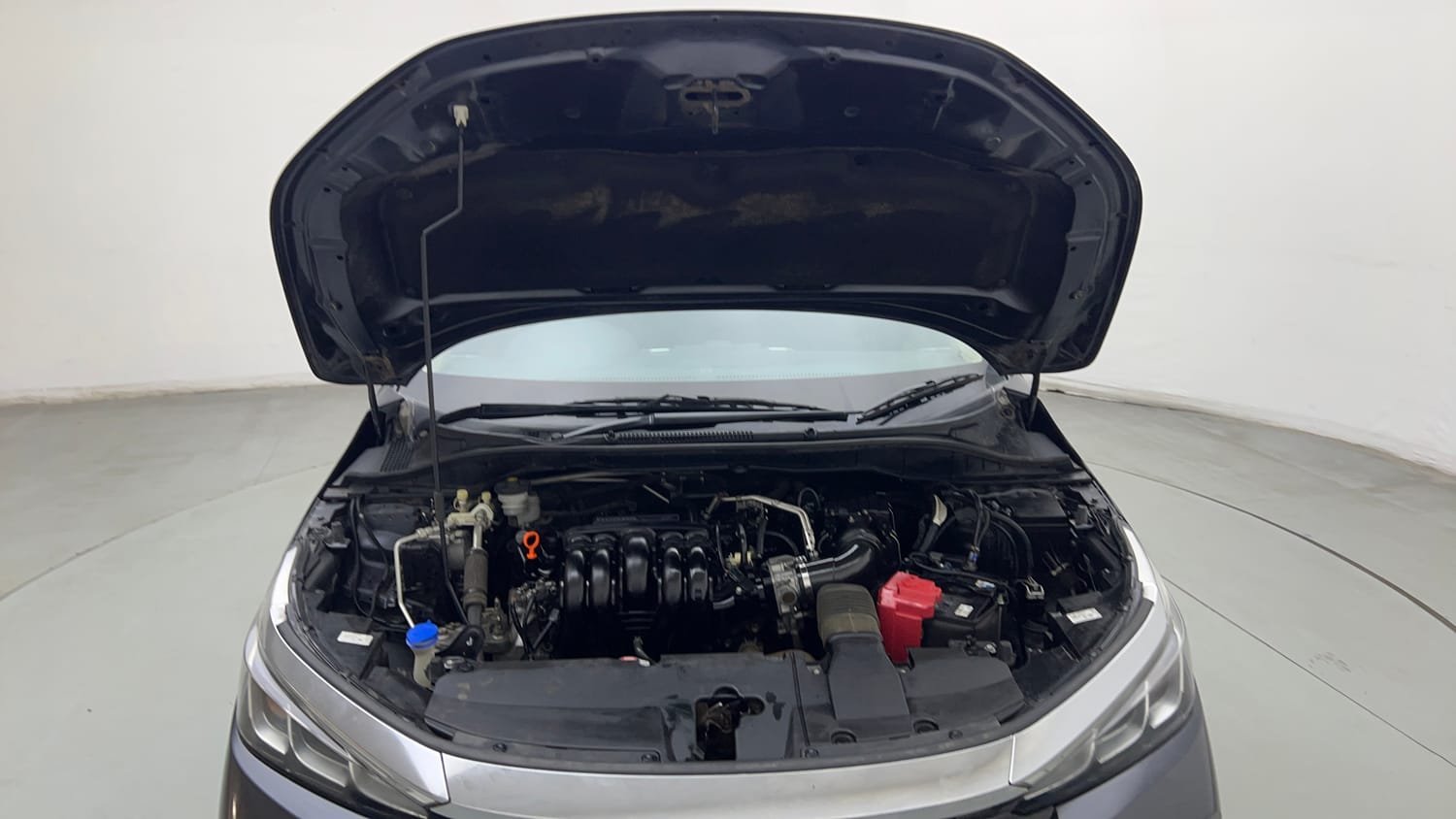 Used 2023 Honda City V Petrol MT Petrol Manual engine ENGINE & BONNET OPEN FRONT VIEW