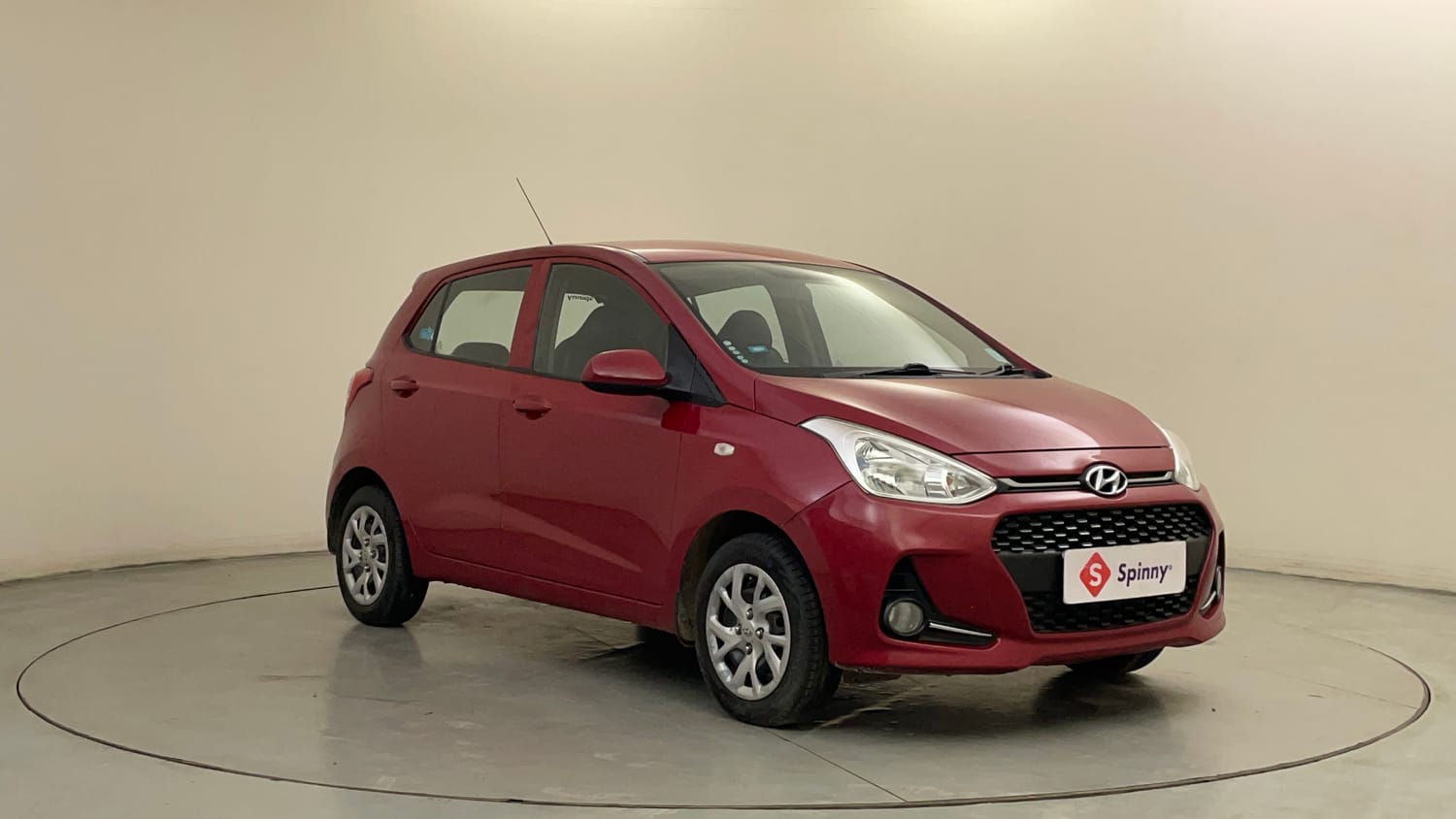Used 2018 Hyundai Grand i10 Magna 1.2 Kappa VTVT Petrol Manual exterior RIGHT FRONT CORNER VIEW