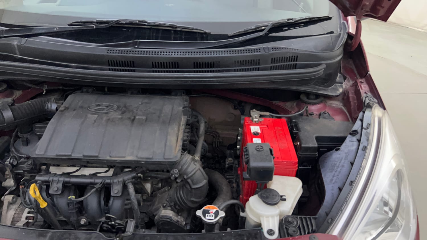 Used 2015 Hyundai Grand i10 Asta 1.2 Kappa VTVT Petrol Manual engine ENGINE LEFT SIDE HINGE & APRON VIEW