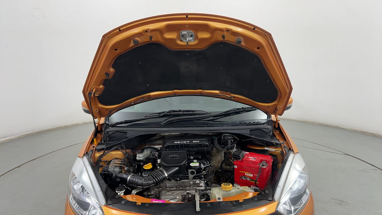Used 2016 Tata Tiago Revotron XZ Petrol Manual engine ENGINE & BONNET OPEN FRONT VIEW