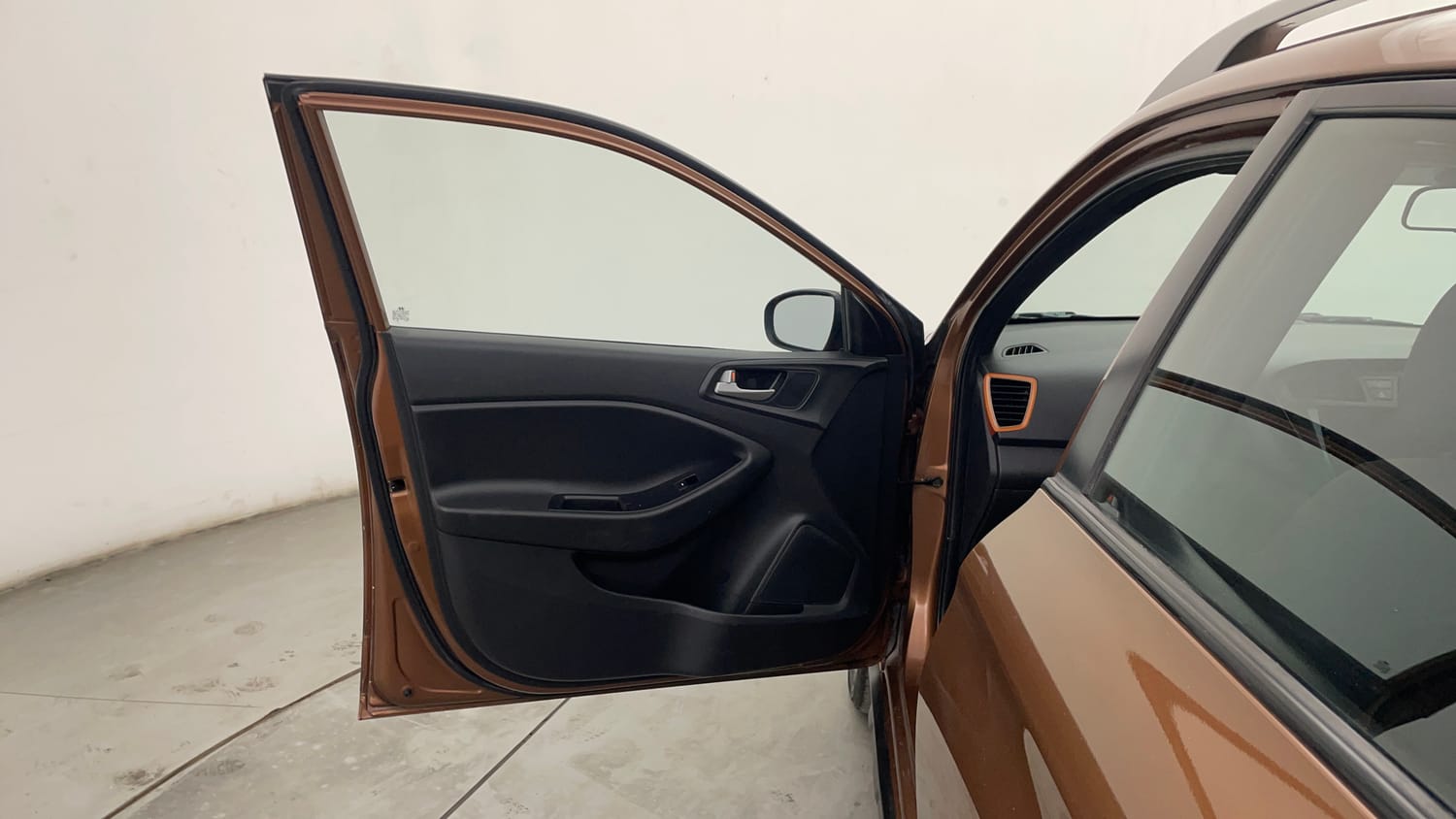 Used 2016 Hyundai i20 Active 1.2 SX Petrol Manual interior LEFT FRONT DOOR OPEN VIEW