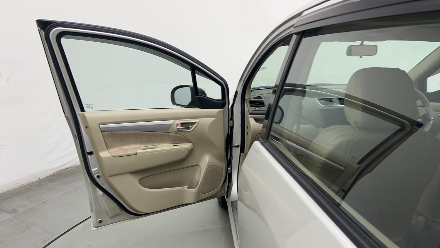 Used 2014 Maruti Suzuki Ertiga ZXi Petrol Manual interior LEFT FRONT DOOR OPEN VIEW