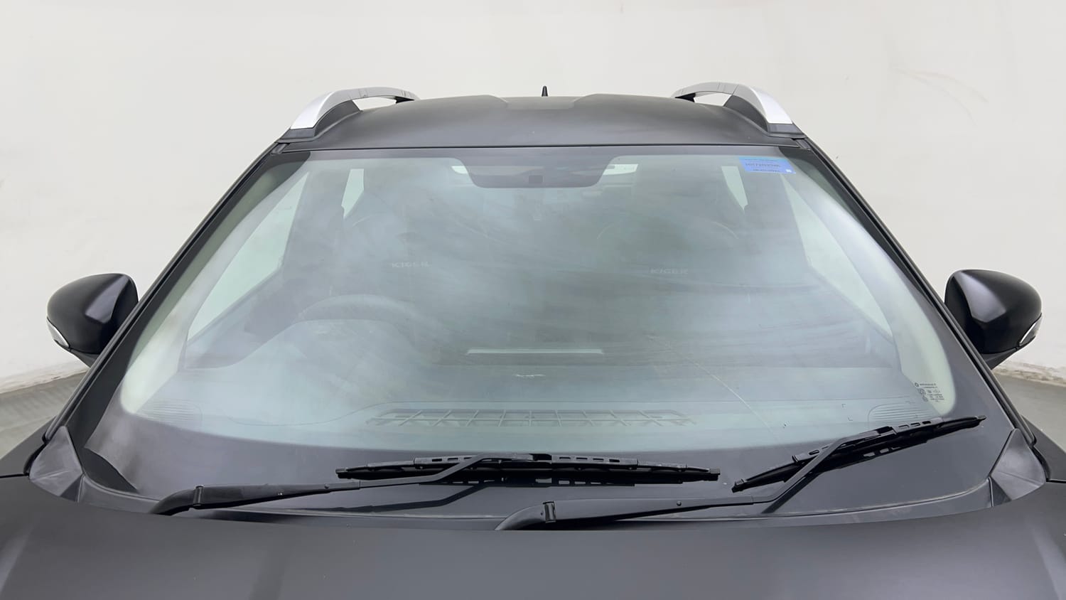 Used 2023 Renault Kiger RXZ AMT Petrol Automatic exterior FRONT WINDSHIELD VIEW