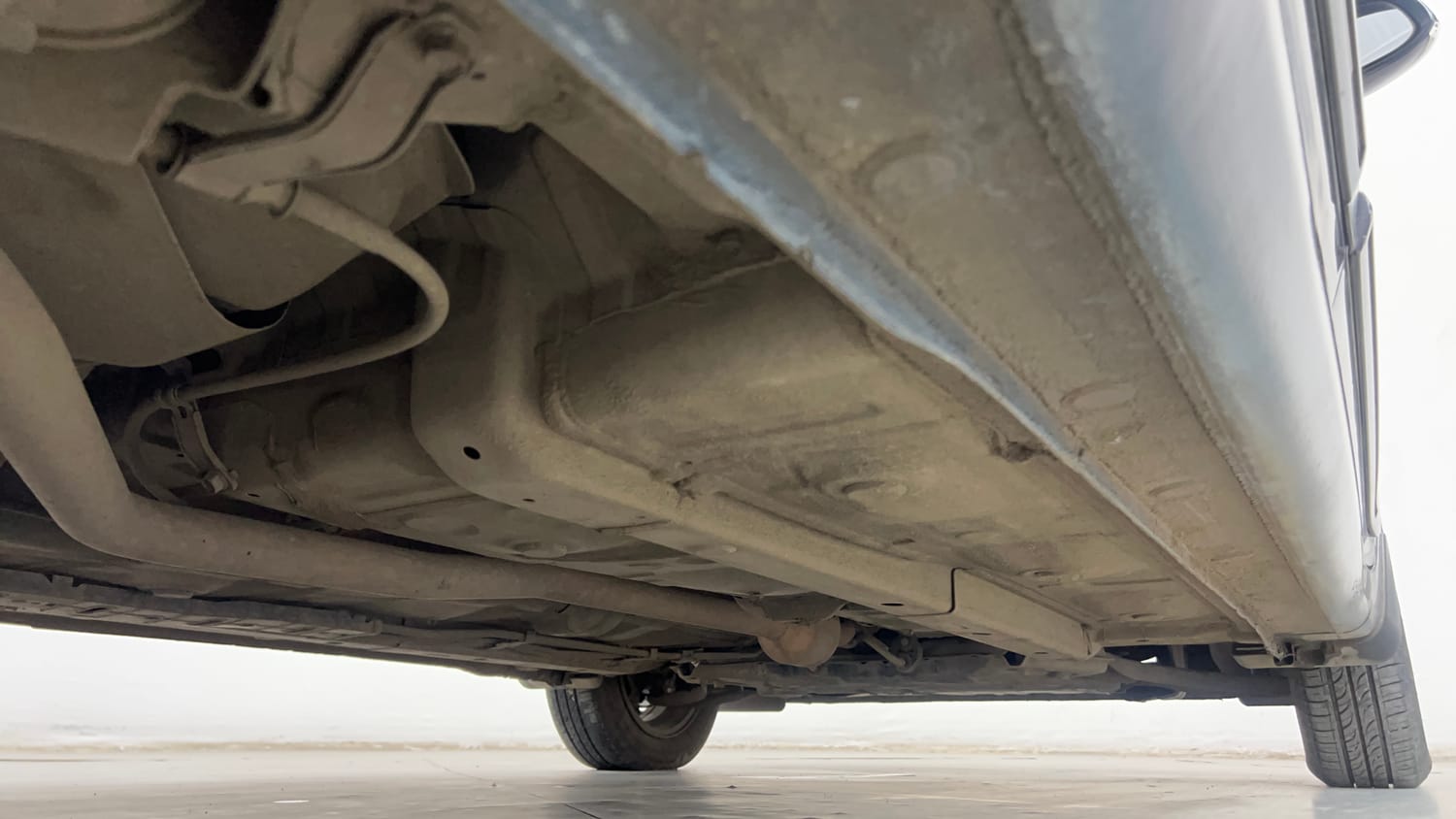 Used 2020 Hyundai Grand i10 Nios Sportz 1.2 Kappa VTVT CNG Cng Manual extra REAR RIGHT UNDERBODY VIEW