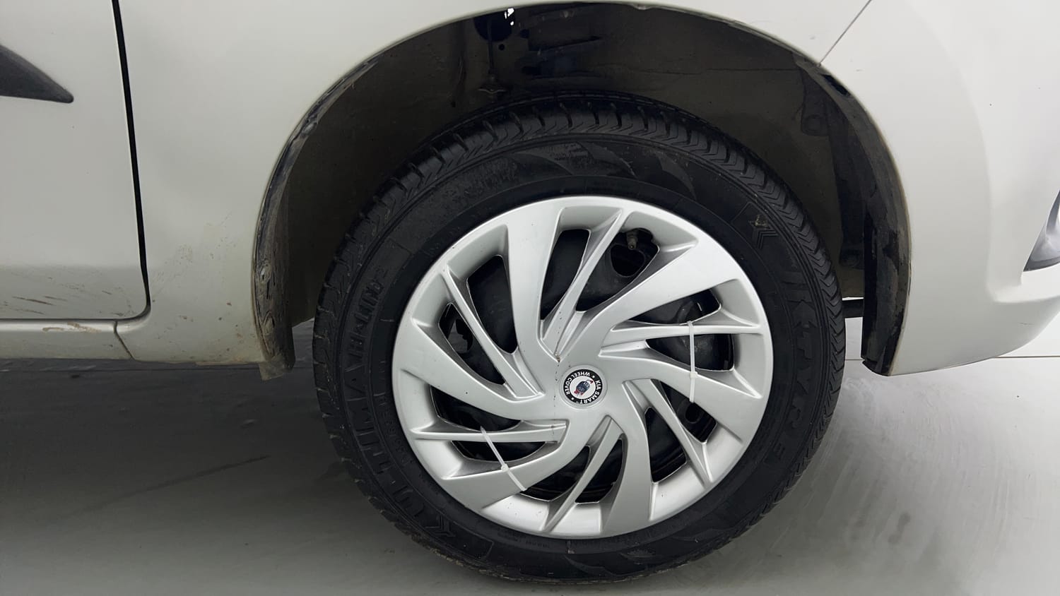 Used 2017 Maruti Suzuki Alto K10 VXi Petrol Manual tyres RIGHT FRONT TYRE RIM VIEW