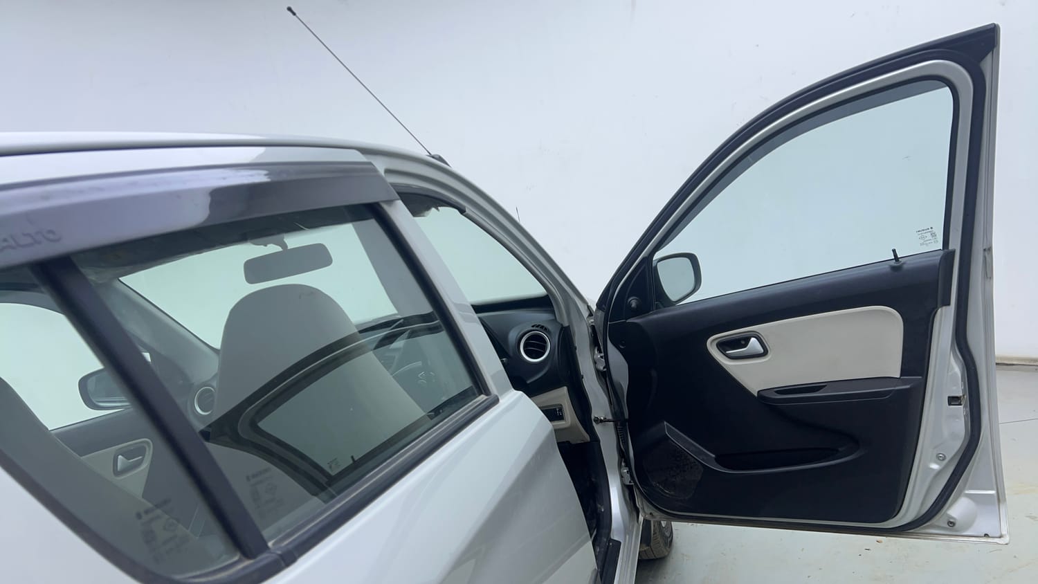 Used 2023 Maruti Suzuki Alto 800 Vxi Plus Petrol Manual interior RIGHT FRONT DOOR OPEN VIEW