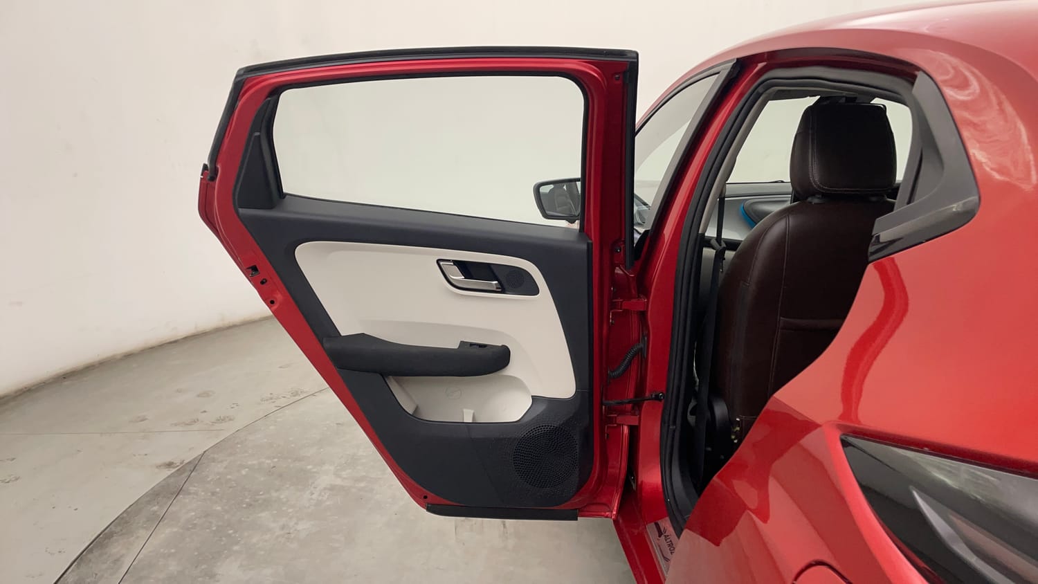 Used 2022 Tata Altroz XZ Petrol Petrol Manual interior LEFT REAR DOOR OPEN VIEW