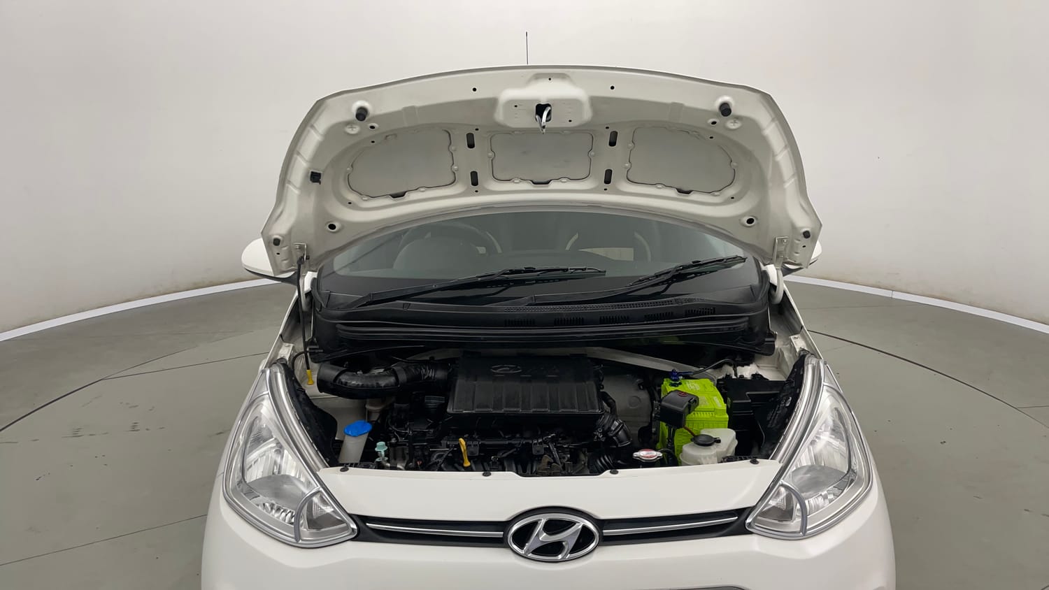 Used 2016 Hyundai Grand i10 Magna 1.2 Kappa VTVT Petrol Manual engine ENGINE & BONNET OPEN FRONT VIEW