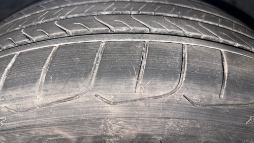 Used 2023 Hyundai Verna SX 1.5 Turbo Petrol DCT Petrol Automatic tyres RIGHT FRONT TYRE TREAD VIEW