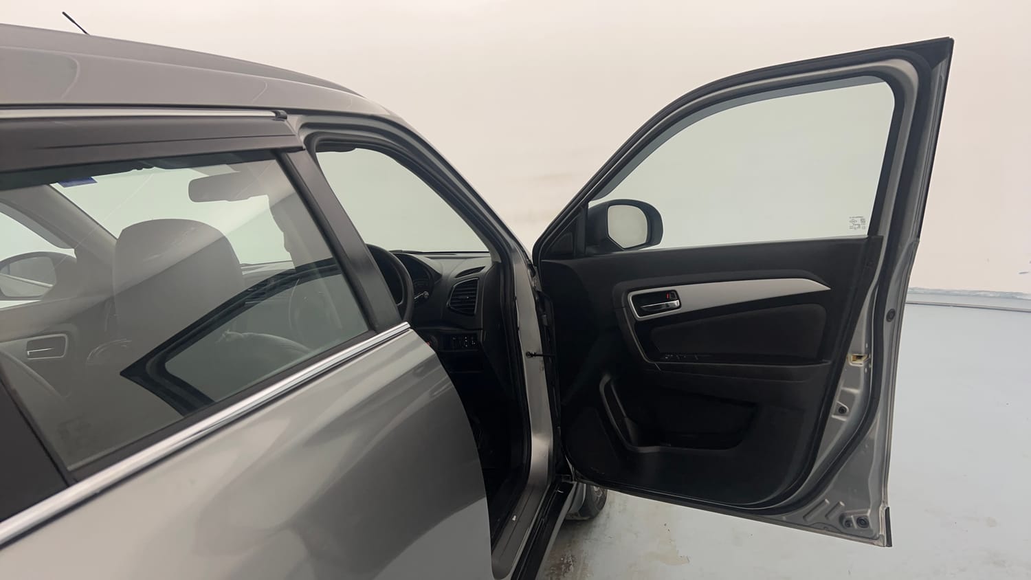 Used 2022 maruti-suzuki Vitara Brezza ZXi Plus Petrol Manual interior RIGHT FRONT DOOR OPEN VIEW