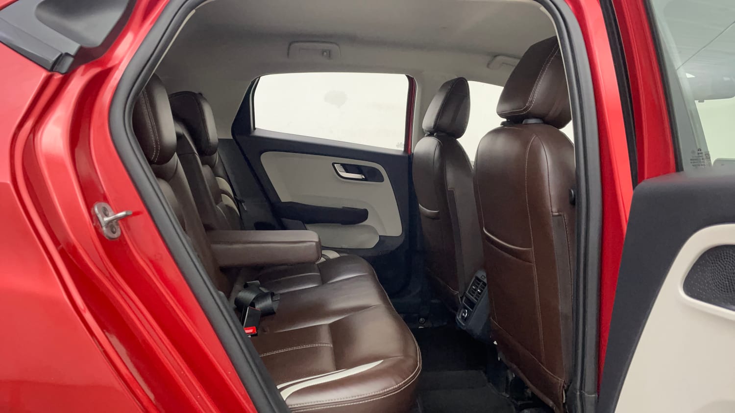 Used 2022 Tata Altroz XZ Petrol Petrol Manual interior RIGHT SIDE REAR DOOR CABIN VIEW