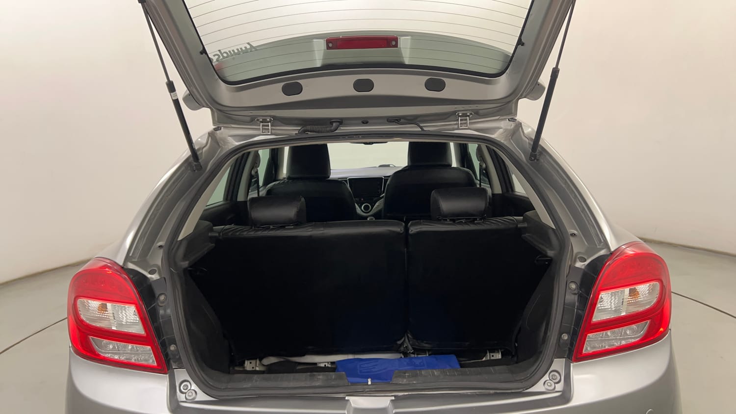 Used 2018 Maruti Suzuki Baleno Alpha 1.2 AT Petrol Automatic interior DICKY INSIDE VIEW