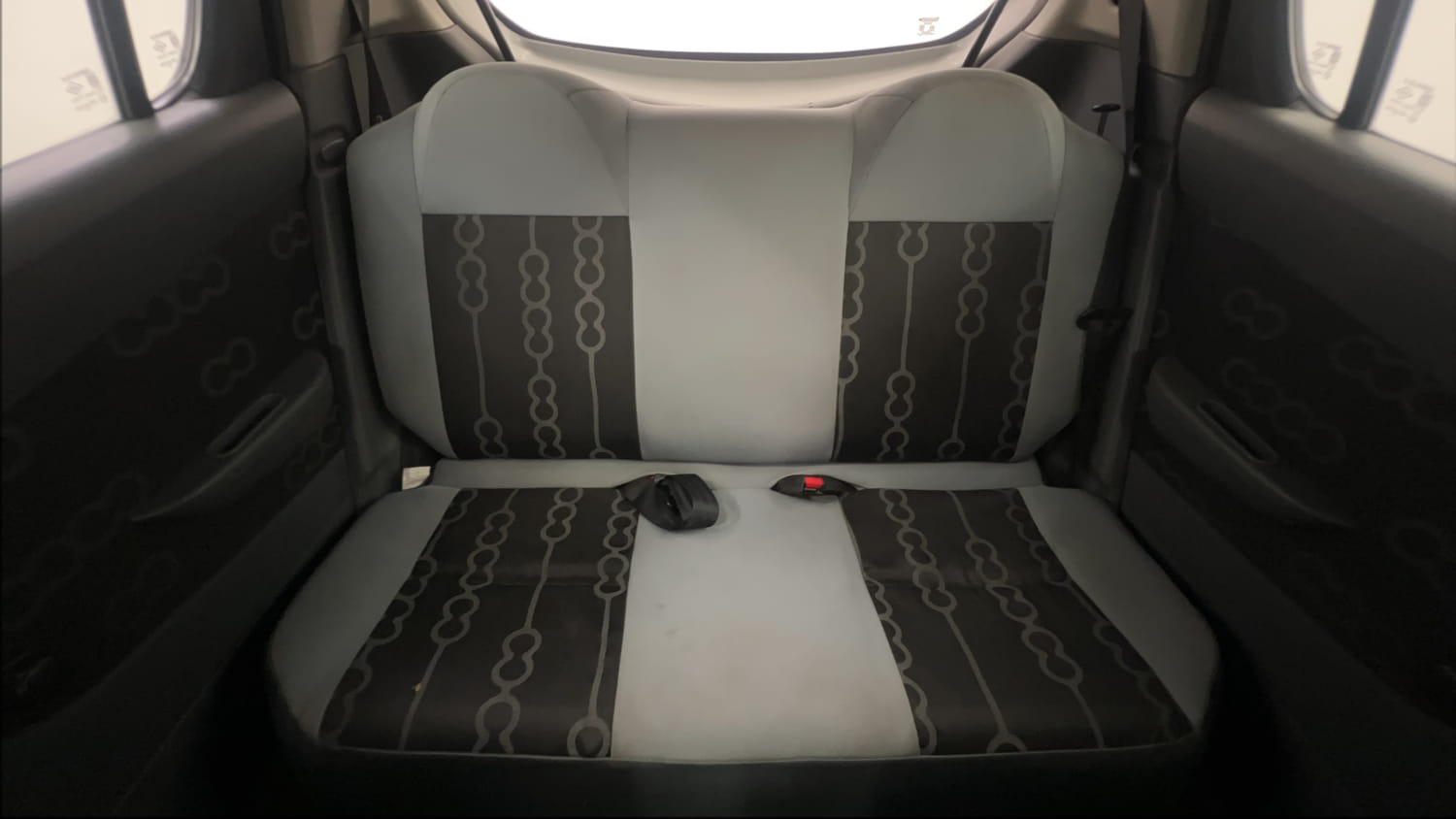 Used 2014 Maruti Suzuki Alto 800 Lxi Petrol Manual interior REAR SEAT CONDITION VIEW