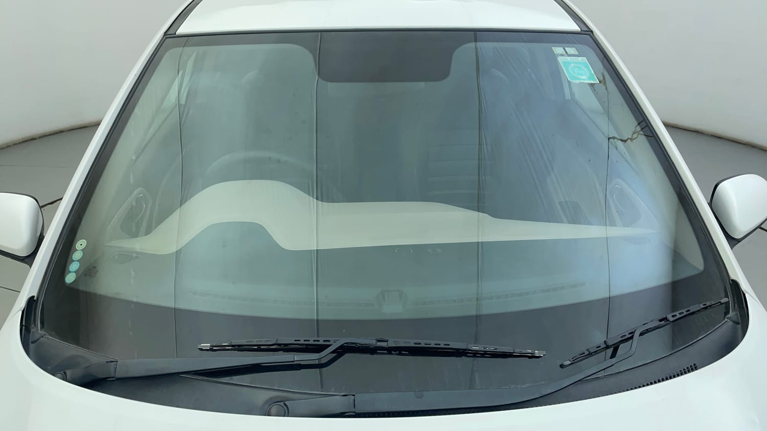 Used 2017 Hyundai Elite i20 Magna Executive 1.2 Petrol Manual exterior FRONT WINDSHIELD VIEW