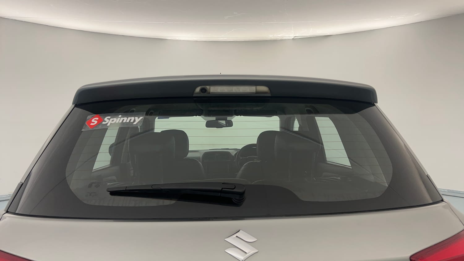 Used 2022 maruti-suzuki Vitara Brezza ZXi Plus Petrol Manual exterior BACK WINDSHIELD VIEW