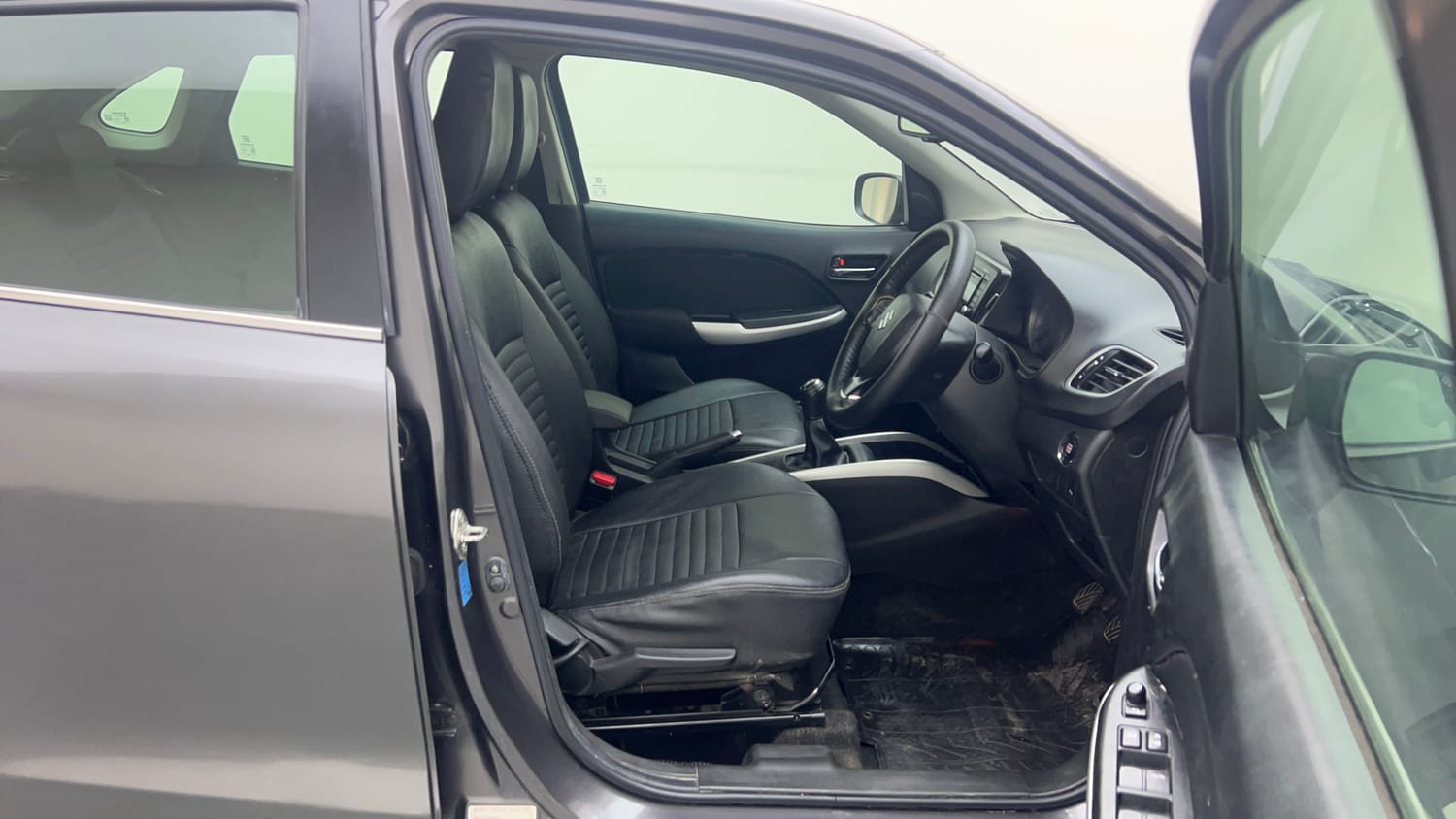 Used 2015 Maruti Suzuki Baleno Zeta 1.2 Petrol Manual interior RIGHT SIDE FRONT DOOR CABIN VIEW
