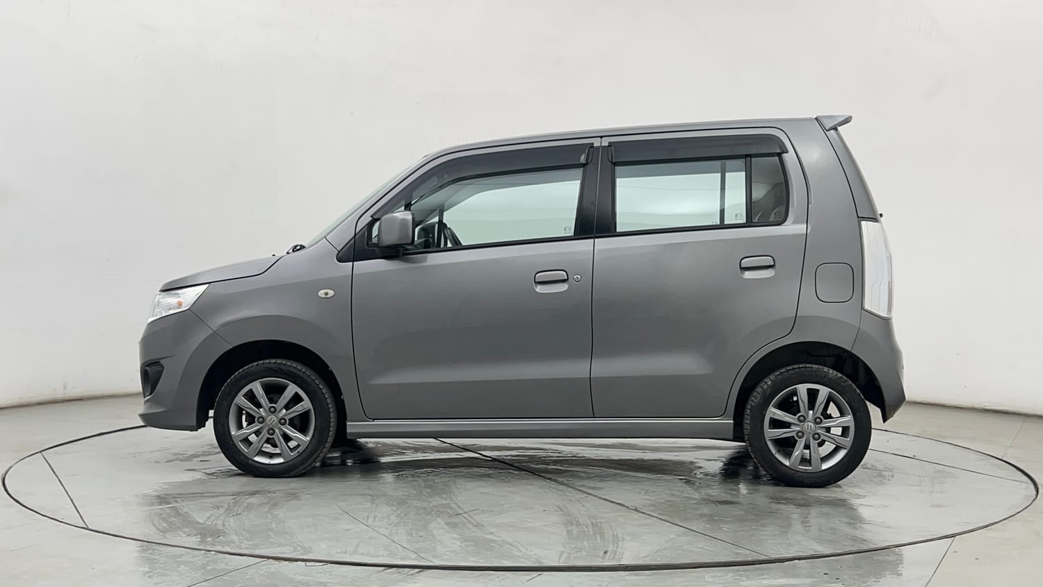 Used 2017 Maruti Suzuki Wagon R VXI+ Petrol Manual exterior LEFT SIDE VIEW