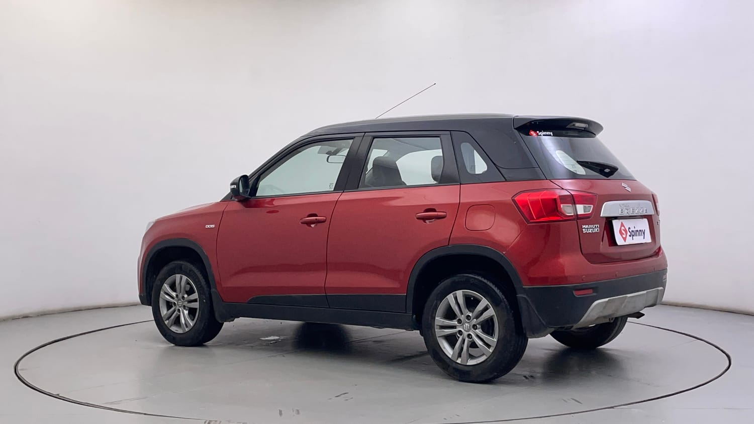 Used 2016 Maruti Suzuki Vitara Brezza ZDi+ Dual Tone Diesel Manual exterior LEFT REAR CORNER VIEW