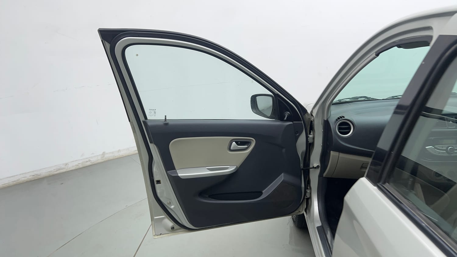 Used 2017 Maruti Suzuki Alto K10 VXi Petrol Manual interior LEFT FRONT DOOR OPEN VIEW