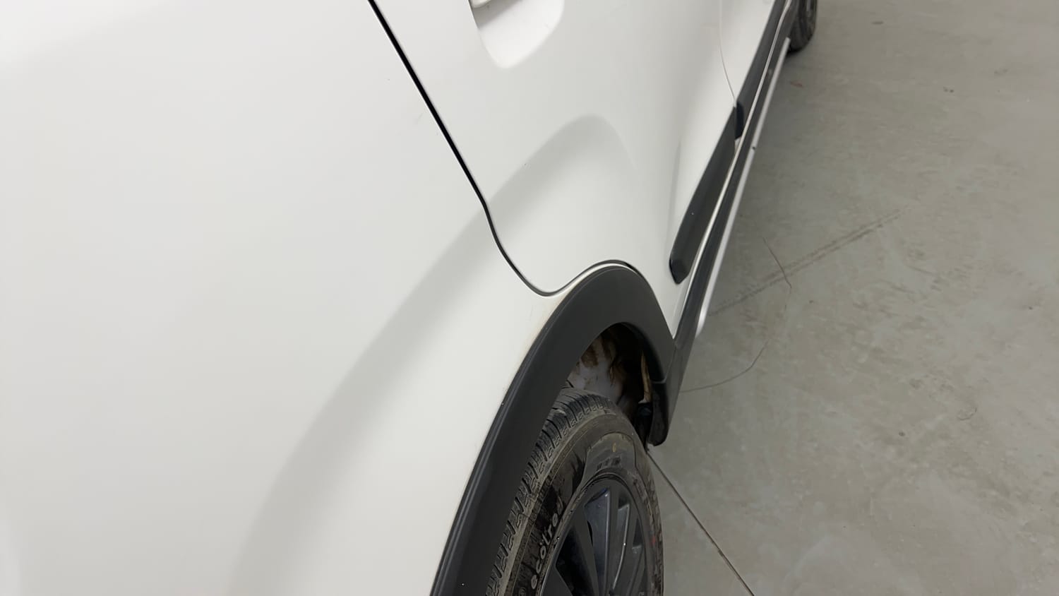 Used 2025 Maruti Suzuki Wagon R ZXI Plus 1.2 Petrol Manual dents MINOR SCRATCH