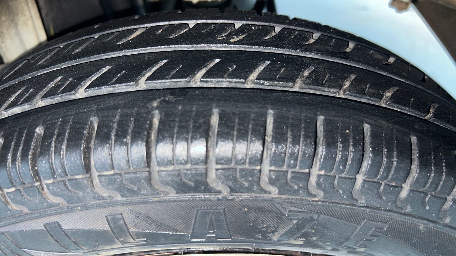 Used 2017 Maruti Suzuki Alto 800 VXi Petrol Manual tyres LEFT REAR TYRE TREAD VIEW