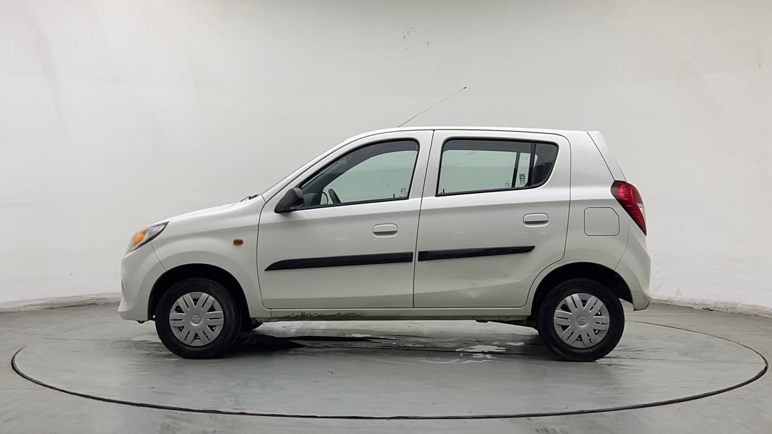 Used 2017 Maruti Suzuki Alto 800 VXi Petrol Manual exterior LEFT SIDE VIEW