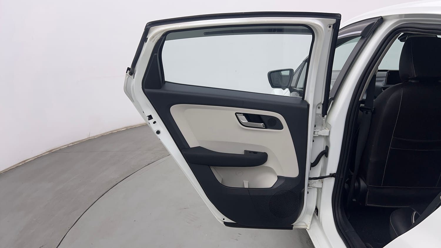 Used 2021 Tata Altroz XZ Plus Petrol Petrol Manual interior LEFT REAR DOOR OPEN VIEW