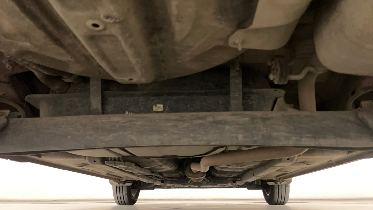 Used 2020 Hyundai Grand i10 Nios Sportz AMT 1.2 Kappa VTVT Petrol Automatic extra REAR UNDERBODY VIEW (TAKEN FROM REAR)
