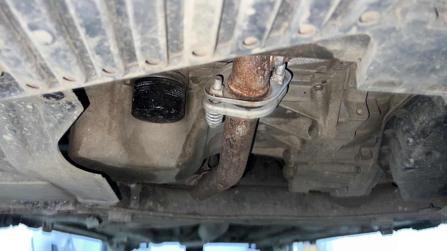 Used 2019 Maruti Suzuki Ciaz Alpha Hybrid 1.5 AT Petrol Automatic extra FRONT LEFT UNDERBODY VIEW