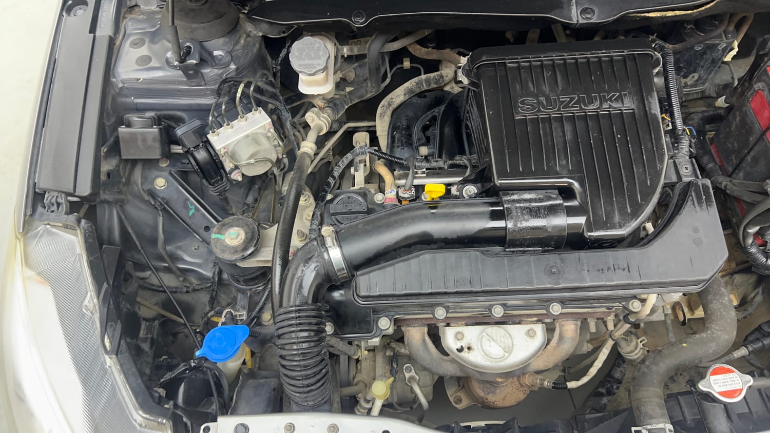 Used 2018 Maruti Suzuki Ciaz Sigma 1.4 MT Petrol Manual engine ENGINE RIGHT SIDE VIEW