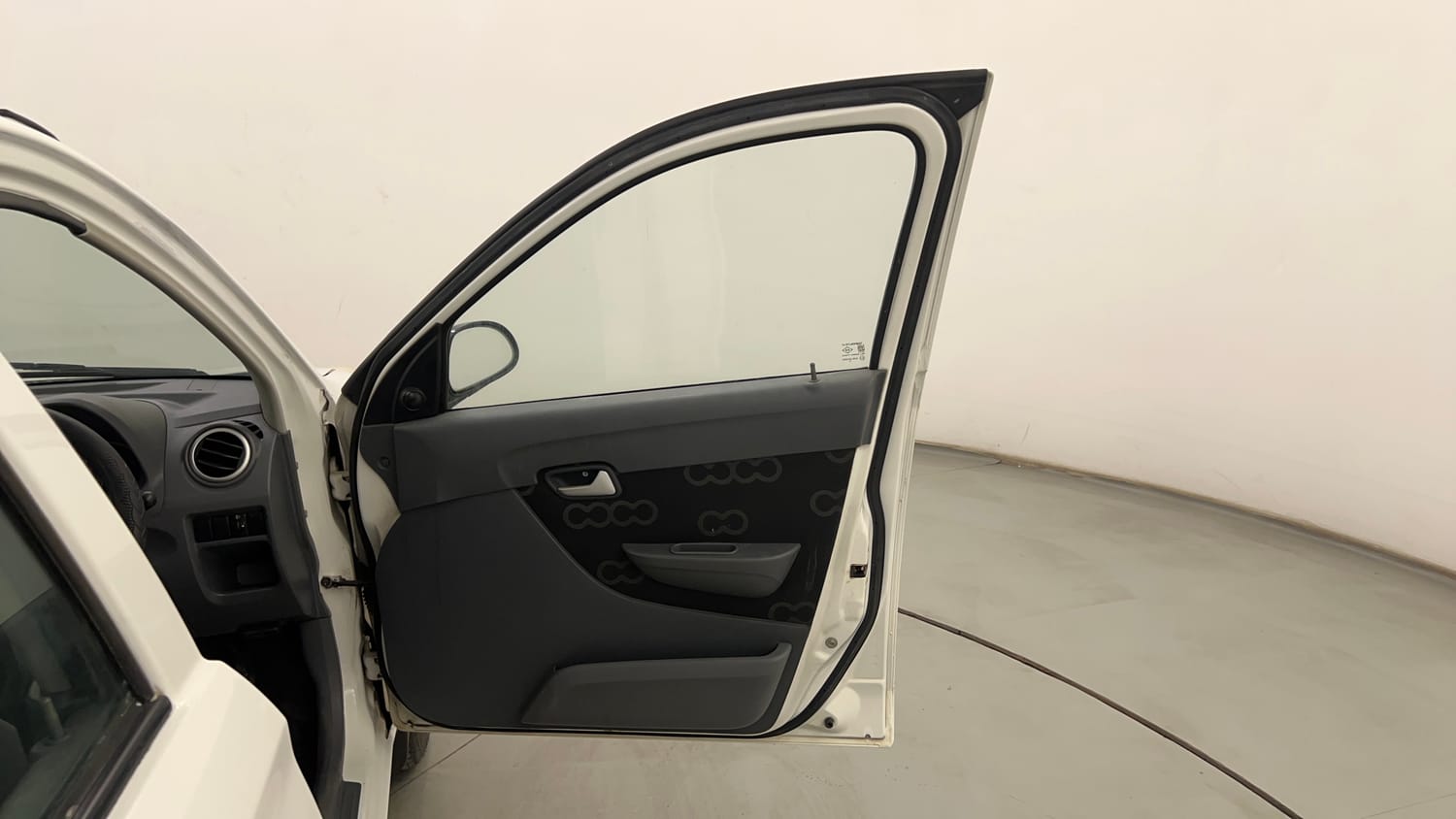 Used 2014 Maruti Suzuki Alto 800 Lxi Petrol Manual interior RIGHT FRONT DOOR OPEN VIEW