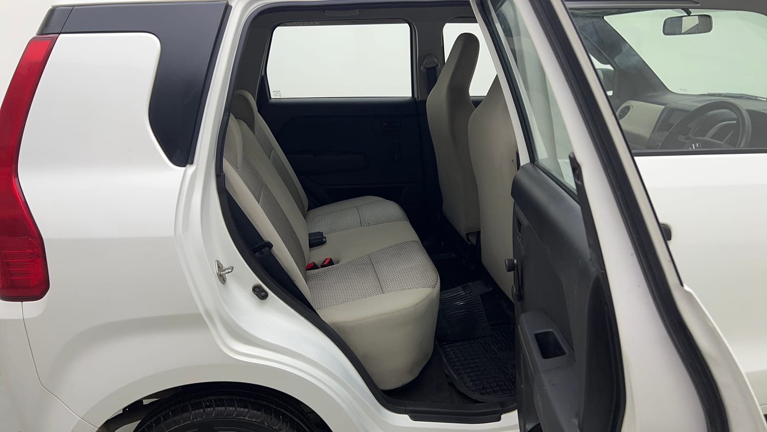 Used 2022 Maruti Suzuki Wagon R LXI 1.0 CNG Cng Manual interior RIGHT SIDE REAR DOOR CABIN VIEW