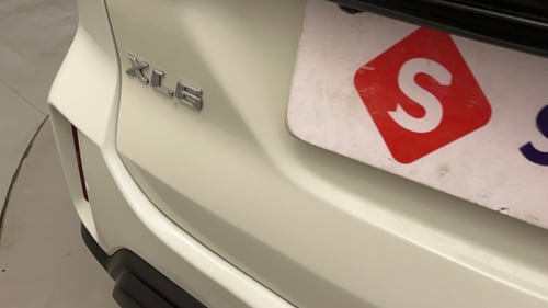Used 2023 Maruti Suzuki XL6 Zeta AT Petrol Petrol Automatic dents MINOR SCRATCH