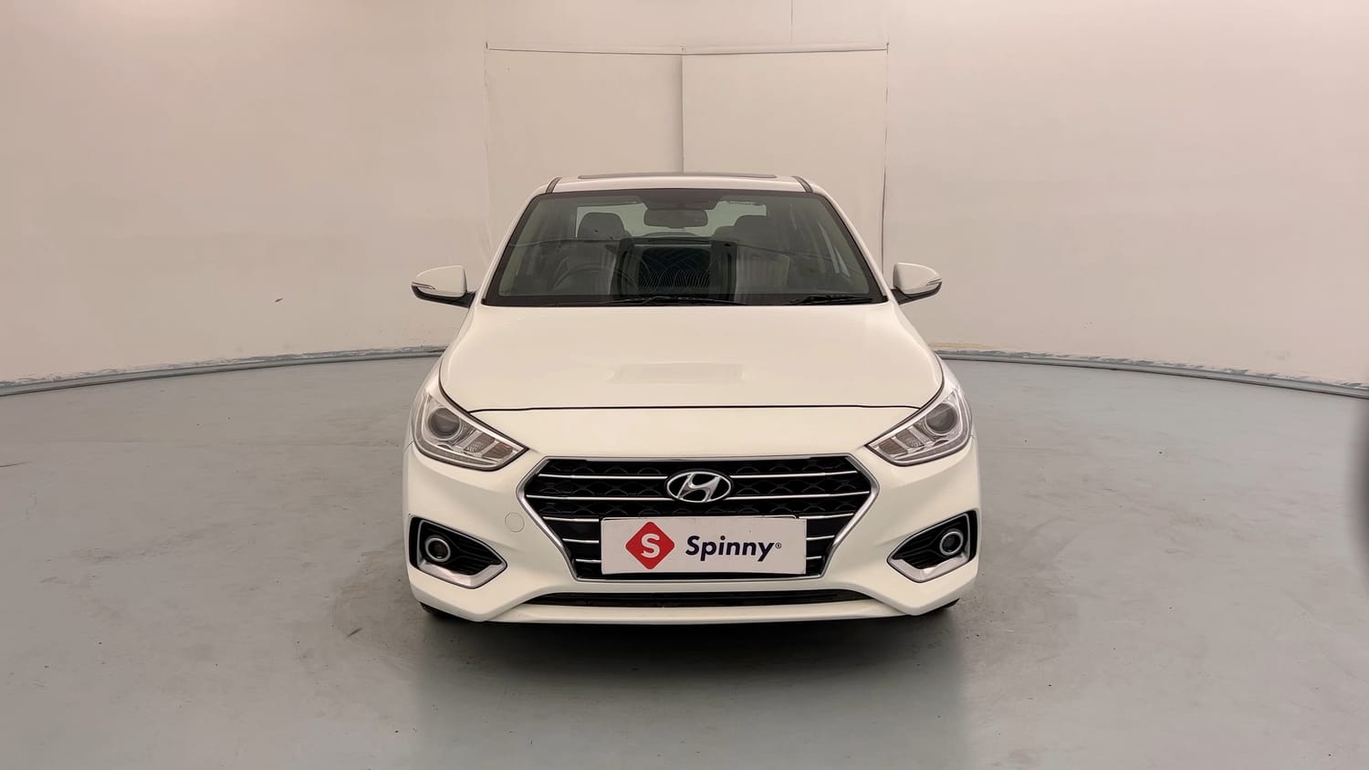 Used 2019 Hyundai Verna SX (O) 1.6 CRDi Diesel Manual exterior FRONT VIEW