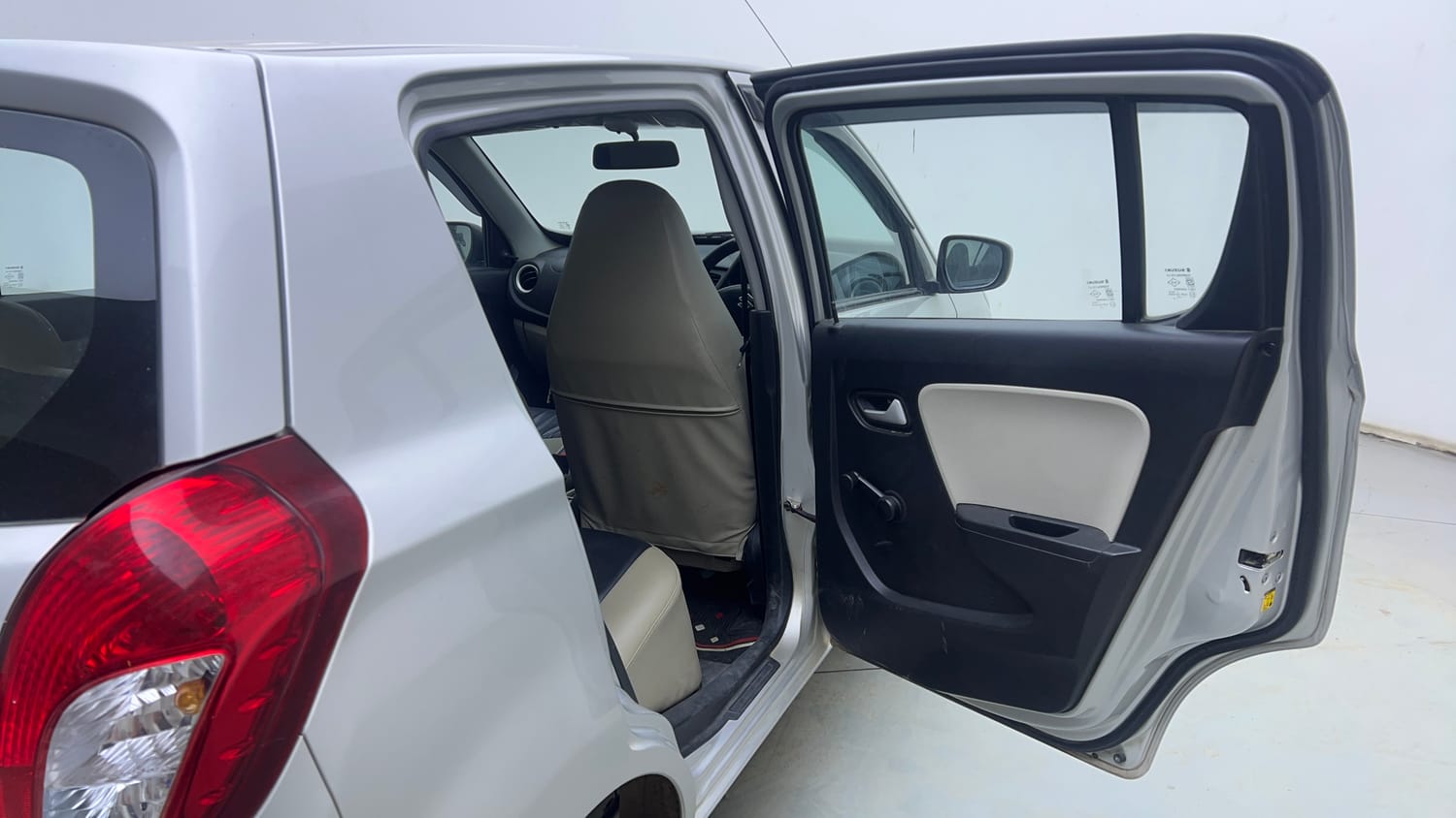 Used 2023 Maruti Suzuki Alto 800 Vxi Plus Petrol Manual interior RIGHT REAR DOOR OPEN VIEW