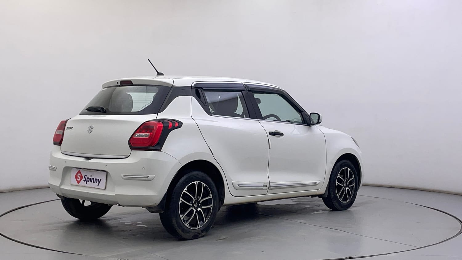 Used 2019 Maruti Suzuki Swift ZXi Plus Petrol Manual exterior RIGHT REAR CORNER VIEW
