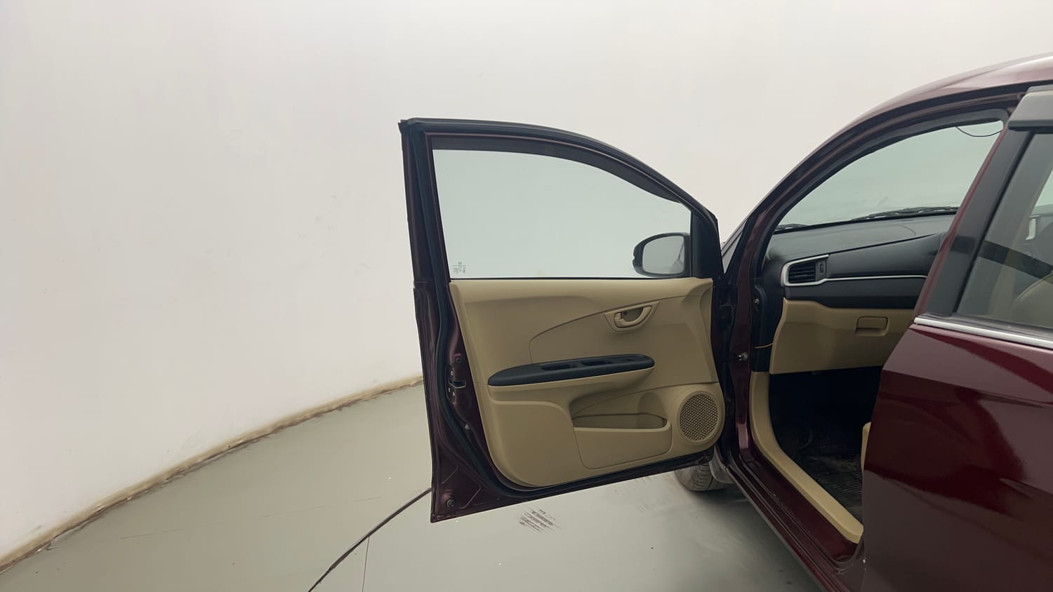 Used 2017 Honda Amaze 1.2 S i-VTEC Petrol Manual interior LEFT FRONT DOOR OPEN VIEW