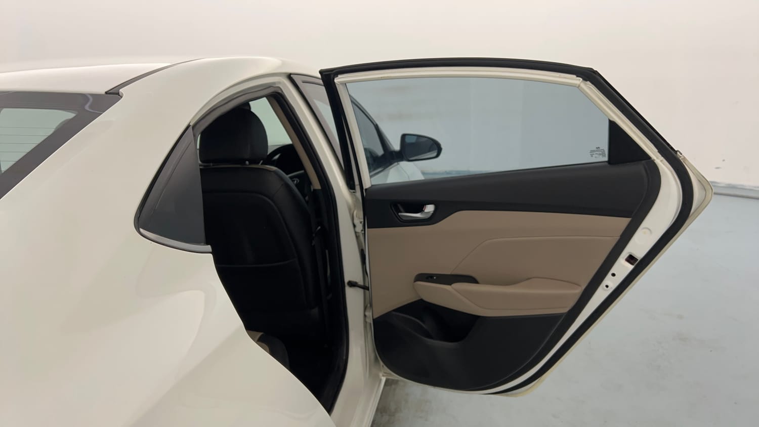Used 2019 Hyundai Verna SX (O) 1.6 CRDi Diesel Manual interior RIGHT REAR DOOR OPEN VIEW