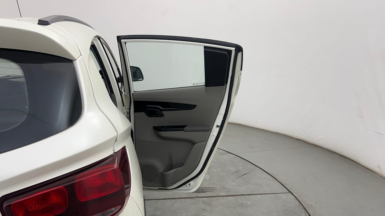 Used 2017 Mahindra KUV100 K6 6 STR Petrol Manual interior RIGHT REAR DOOR OPEN VIEW