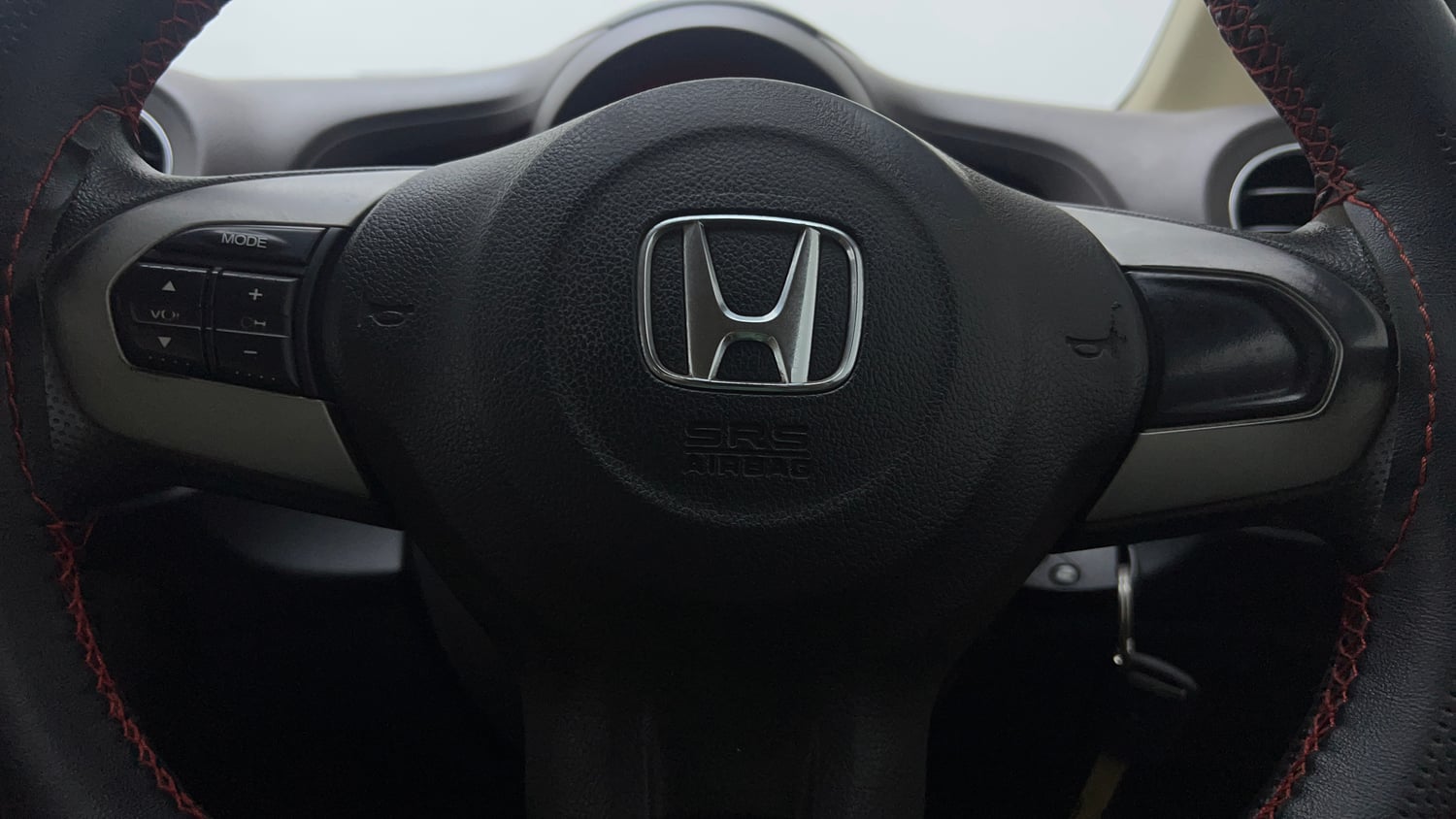 Used 2013 Honda Amaze 1.2 VX AT i-VTEC Petrol Automatic top_features Airbags