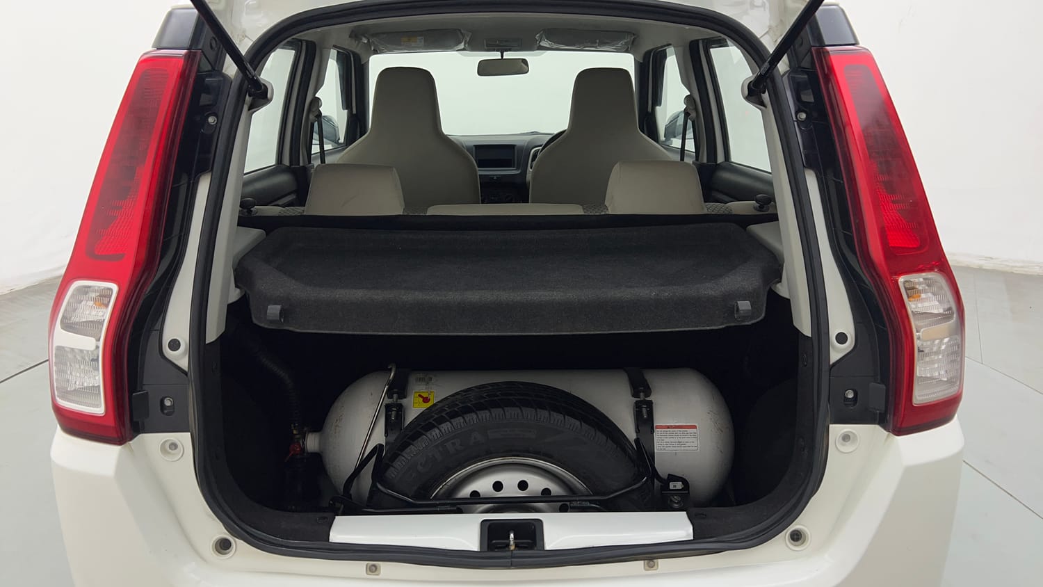 Used 2022 Maruti Suzuki Wagon R LXI 1.0 CNG Cng Manual interior DICKY INSIDE VIEW