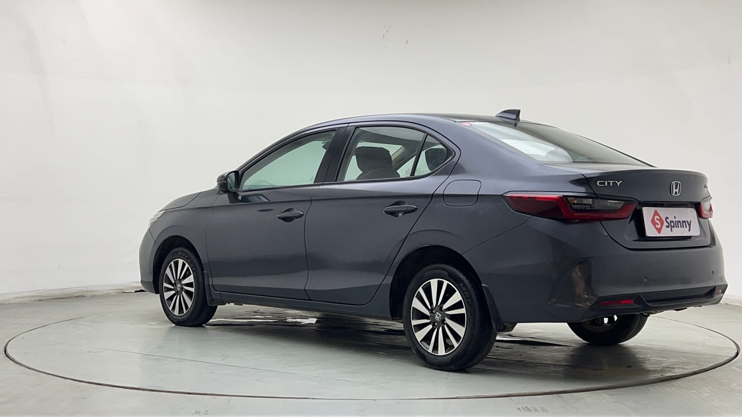 Used 2023 Honda City V Petrol MT Petrol Manual exterior LEFT REAR CORNER VIEW