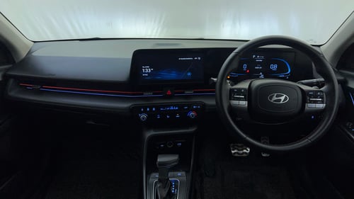 Used 2023 Hyundai Verna SX 1.5 Turbo Petrol DCT Petrol Automatic interior DASHBOARD VIEW