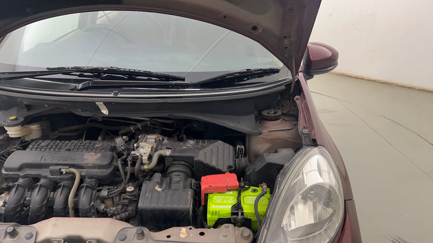 Used 2017 Honda Amaze 1.2 S i-VTEC Petrol Manual engine ENGINE LEFT SIDE HINGE & APRON VIEW
