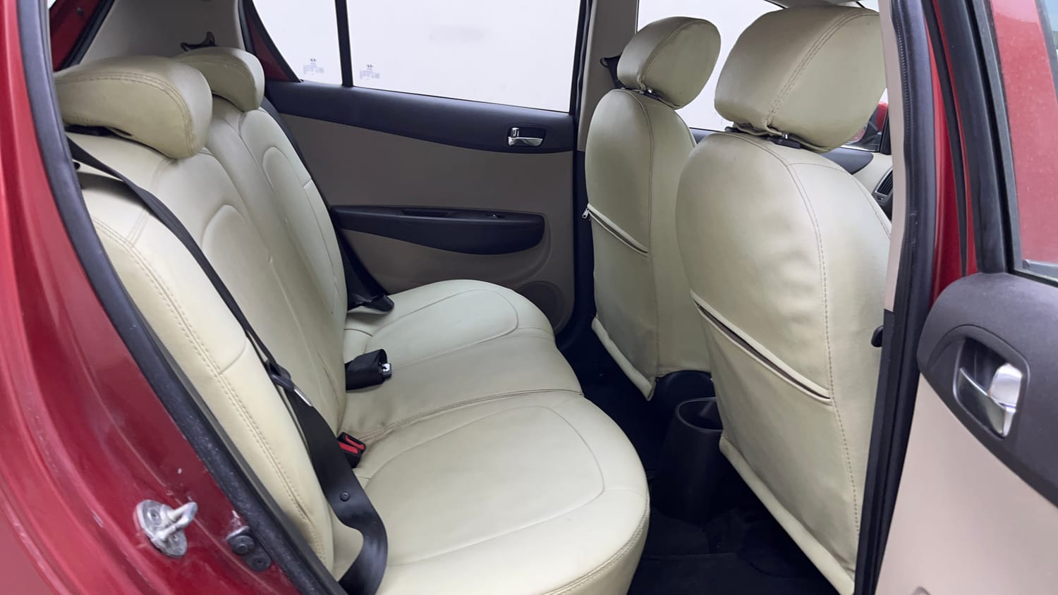 Used 2012 Hyundai i20 Sportz 1.2 Petrol Manual interior RIGHT SIDE REAR DOOR CABIN VIEW