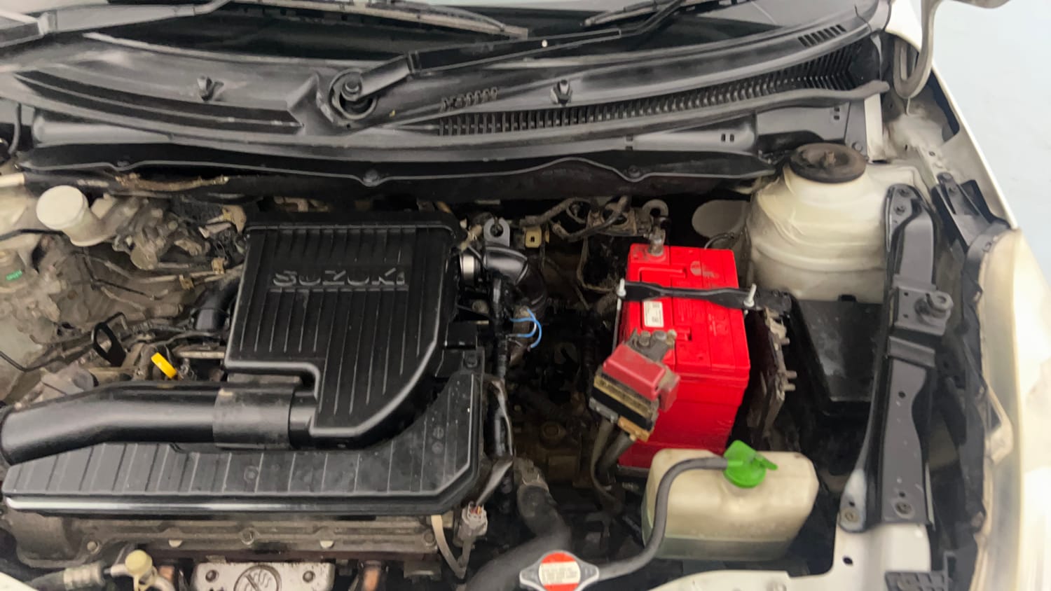 Used 2012 Maruti Suzuki Swift VXi Petrol Manual engine ENGINE LEFT SIDE VIEW