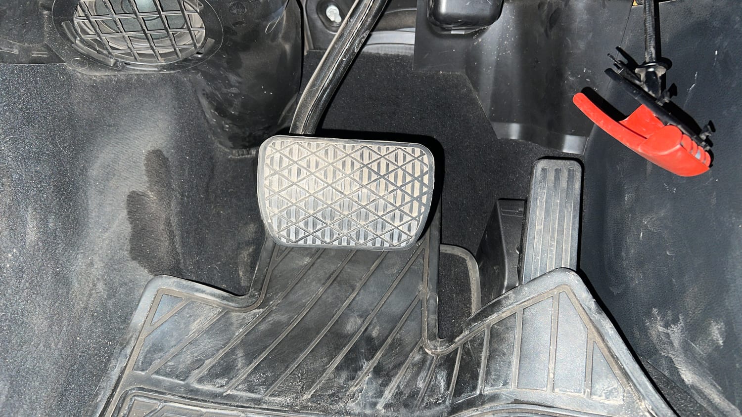Used 2020 Mercedes-Benz C-Class C 200 Prime Petrol Automatic interior PEDALS VIEW