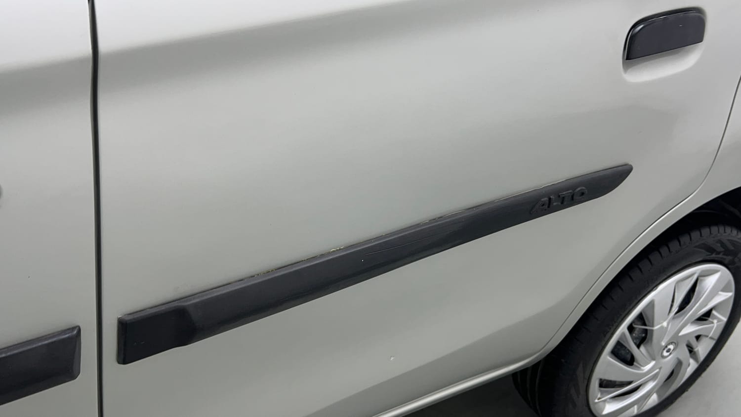 Used 2017 Maruti Suzuki Alto K10 VXi Petrol Manual dents MINOR DENT