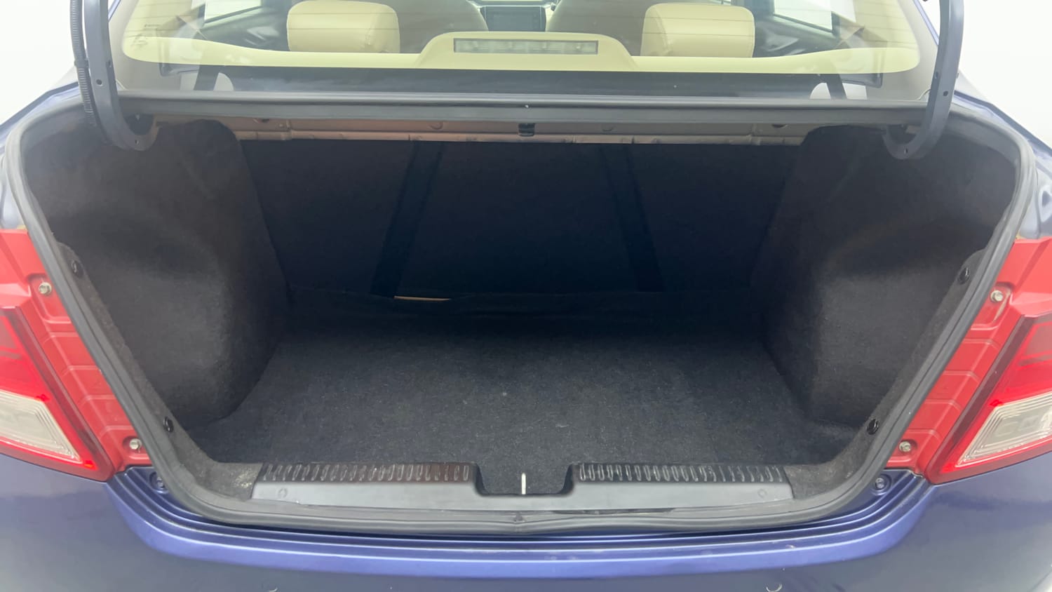 Used 2021 Maruti Suzuki Dzire ZXi Plus AGS Petrol Automatic interior DICKY INSIDE VIEW