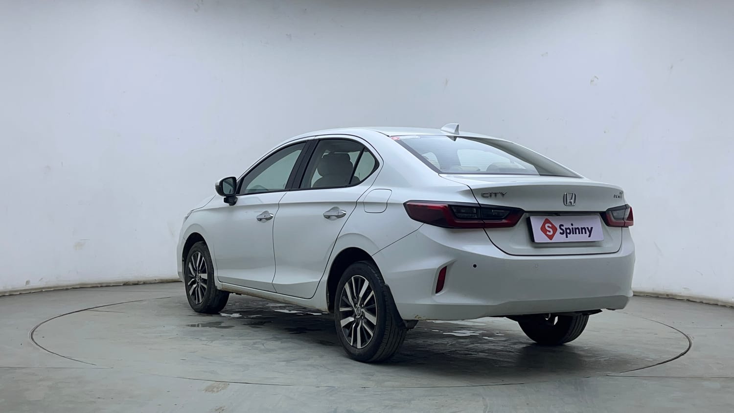 Used 2022 Honda City ZX CVT Petrol Petrol Automatic exterior LEFT REAR CORNER VIEW